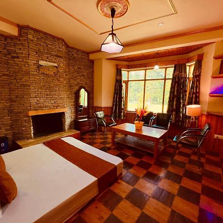 مايالي Woods Villa- A Luxury Mountains View Cottages المظهر الخارجي الصورة