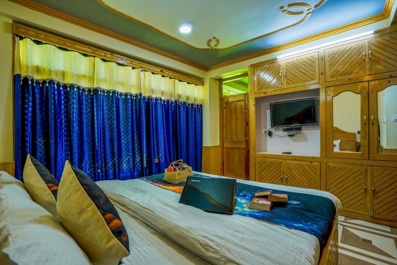 مايالي Woods Villa- A Luxury Mountains View Cottages المظهر الخارجي الصورة