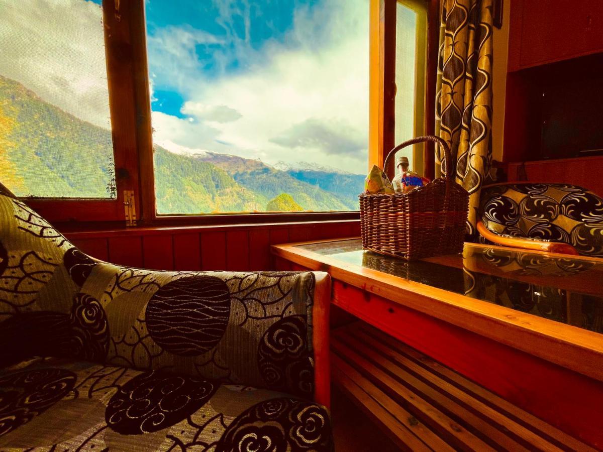 مايالي Woods Villa- A Luxury Mountains View Cottages المظهر الخارجي الصورة