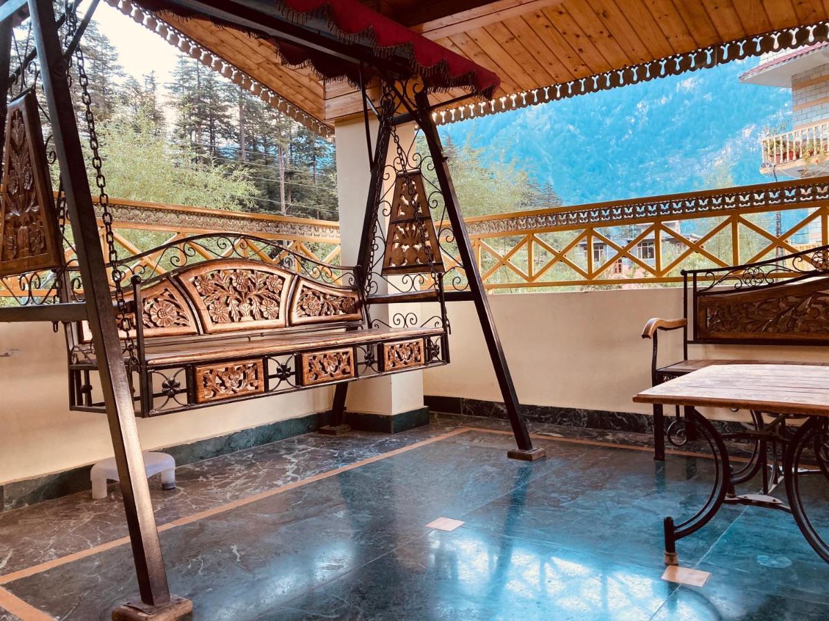 مايالي Woods Villa- A Luxury Mountains View Cottages المظهر الخارجي الصورة