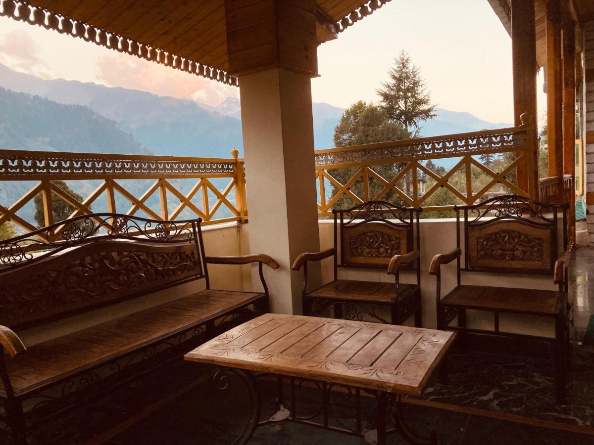مايالي Woods Villa- A Luxury Mountains View Cottages المظهر الخارجي الصورة