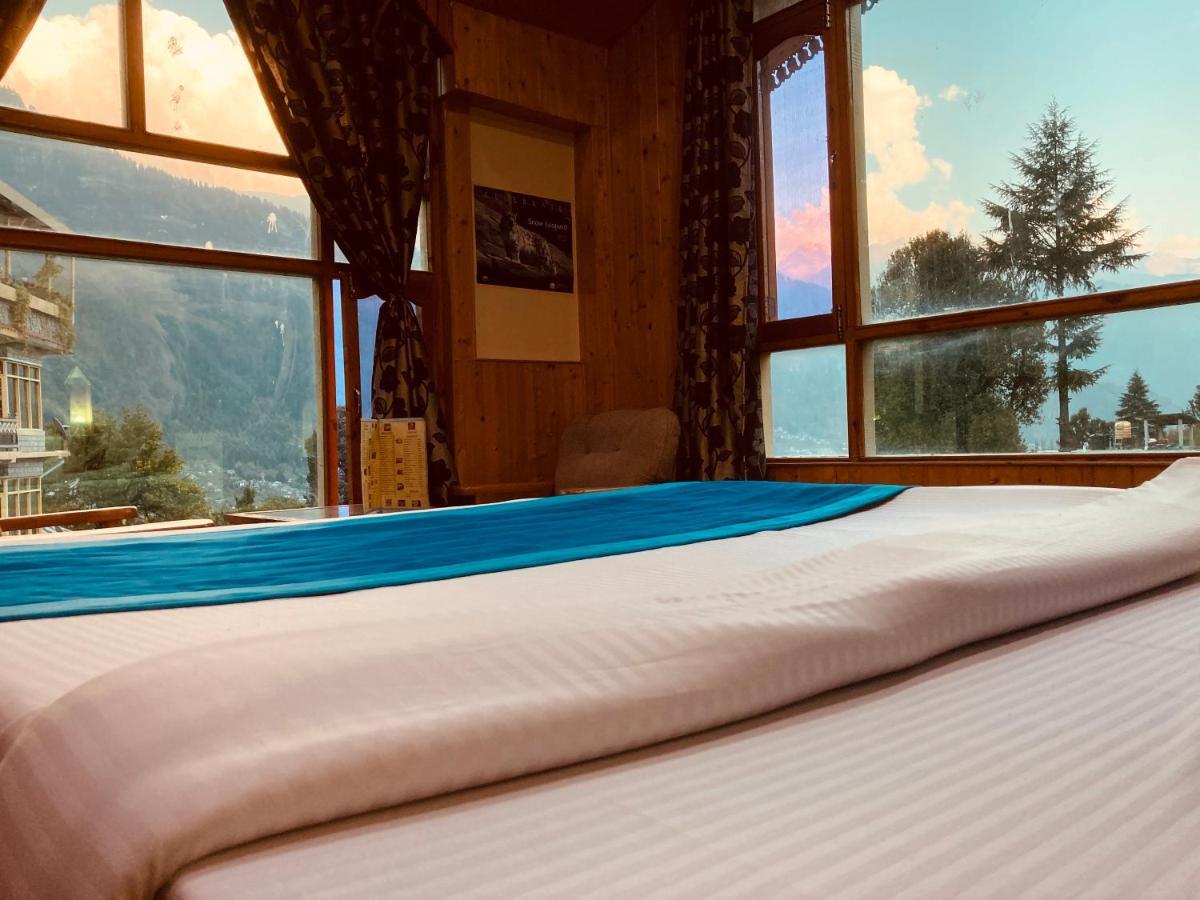 مايالي Woods Villa- A Luxury Mountains View Cottages المظهر الخارجي الصورة