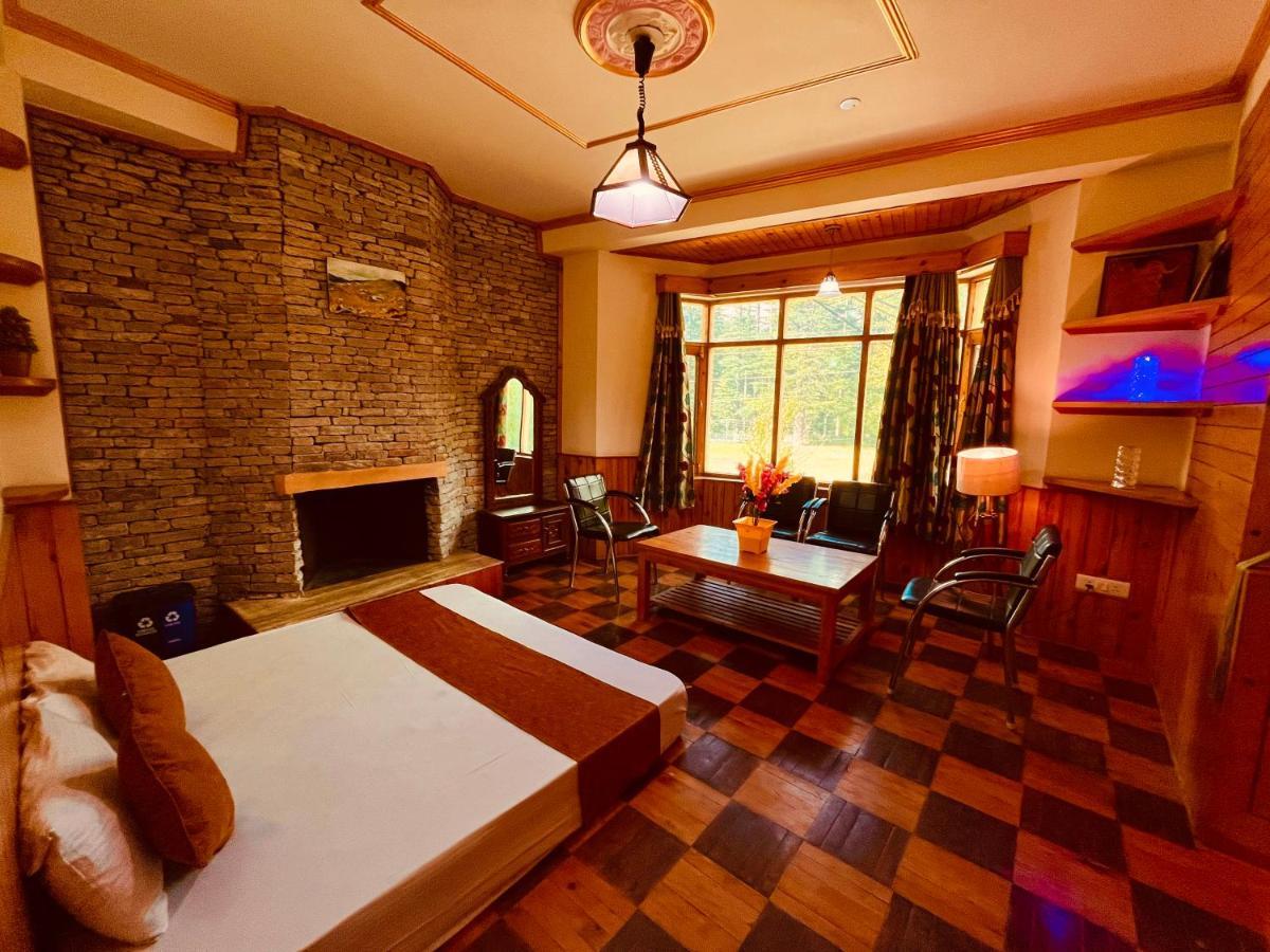 مايالي Woods Villa- A Luxury Mountains View Cottages المظهر الخارجي الصورة